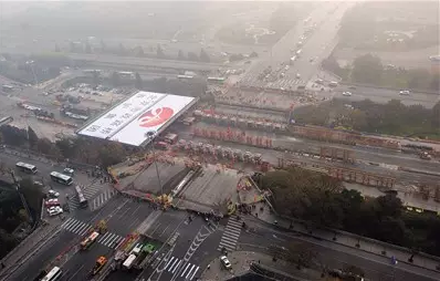 北京三元桥43小时完成改造 震惊全球网友