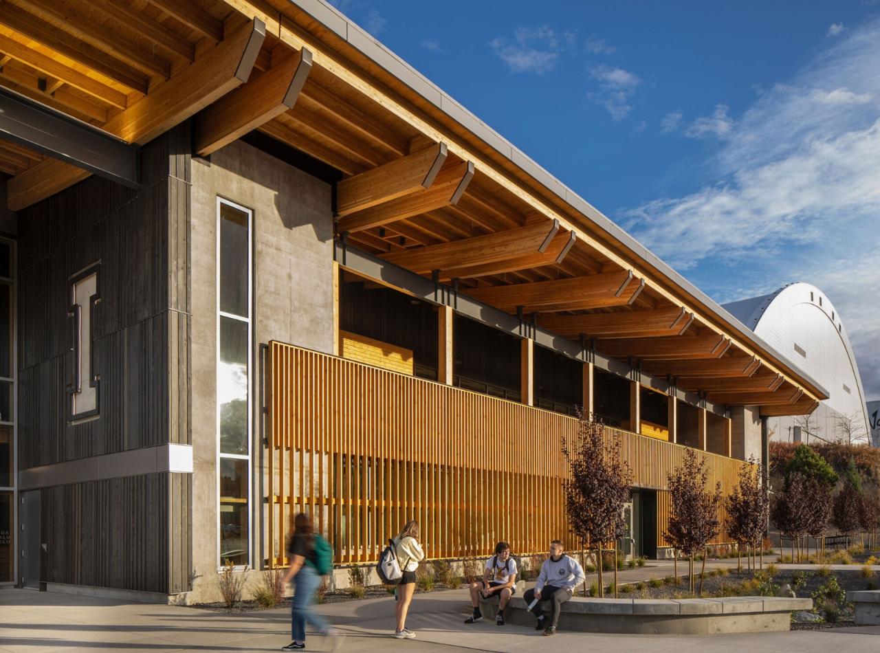 BIM建筑|爱达荷大学中央信用合作社体育馆 / Opsis Architecture